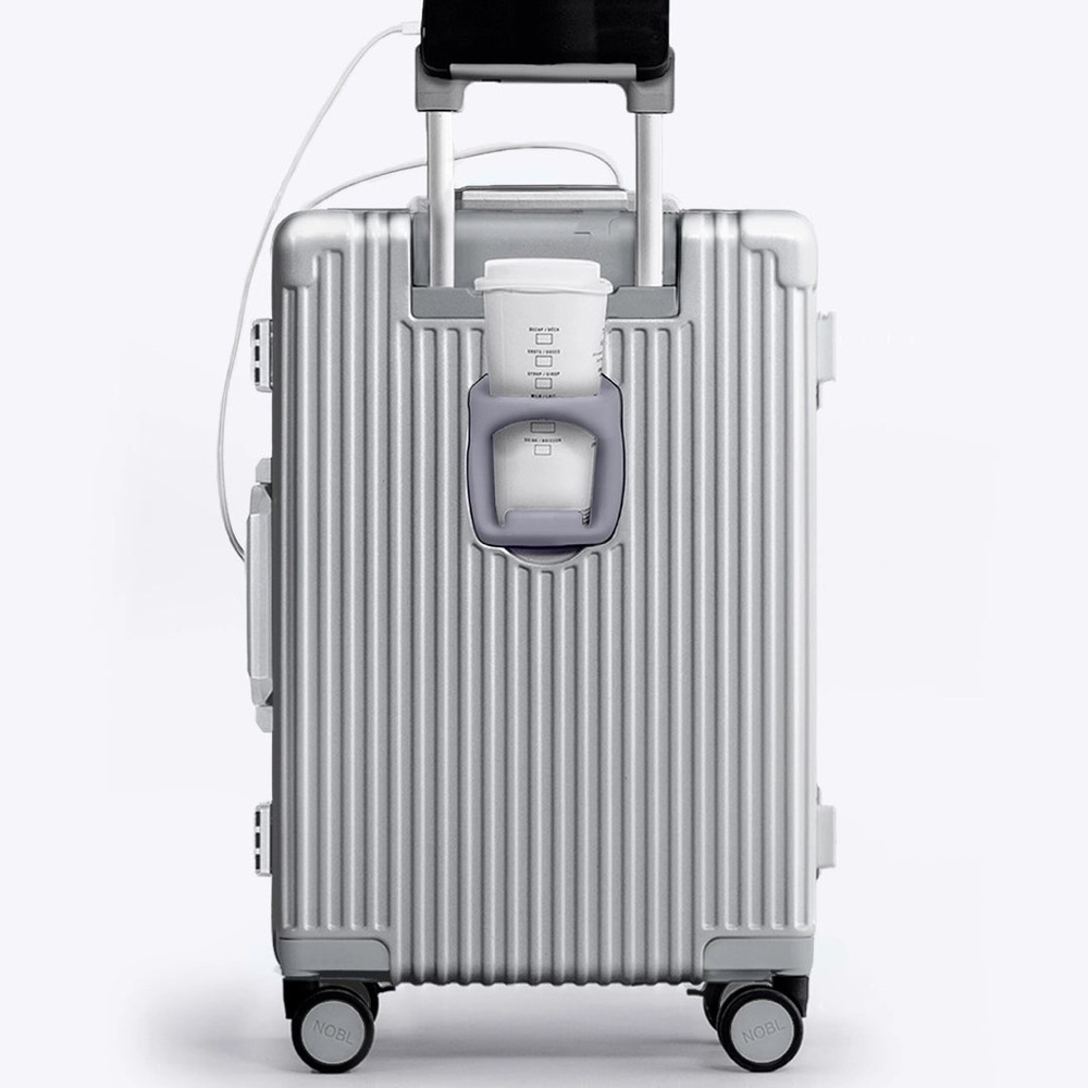 🔥🔥 Nobl All In One Silver Hard-Shell Spinner Carry-On with Front Access 🔥🔥 - Picture 4 of 9